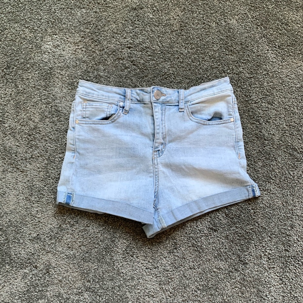 RSQ size 9 light blue junior jean shorts.